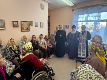 Священники храма в КГСХА вновь навестили подопечных лесниковского дома-интерната