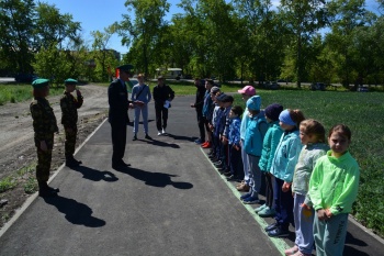 Военно-патриотическую игру "Зарница" провели в курганской  православной школе
