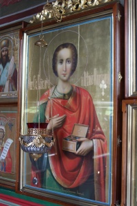 Икона св. великомученика и целителя Пантелеимона