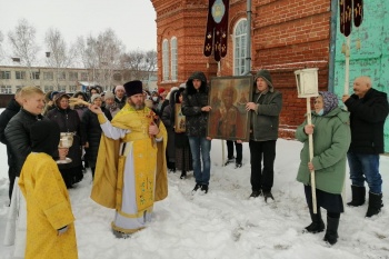 В храмах Курганской епархии прошли торжества в честь святителя Николая