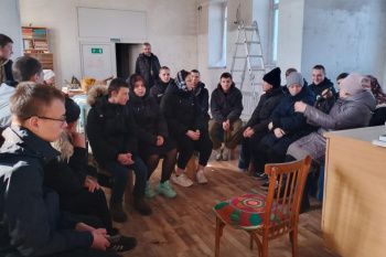 Студенты Мокроусовского техникума поговорили со священником о семейных ценностях