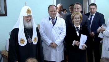 В праздник Рождества Христова Святейший Патриарх Кирилл посетил детскую больницу святого Владимира в Москве