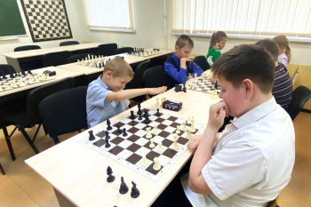 Детско-юношеский турнир по шахматам на призы ВРНС прошел в Кургане