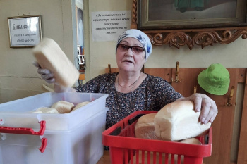 «Социальная пекарня «Добрый хлеб» радует свежим хлебом прихожан курганских храмов
