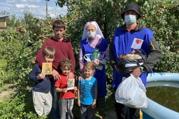 В июле служба «Милосердие в Зауралье» оказала нуждающимся зауральцам продуктовую, вещевую и психологическую помощь 