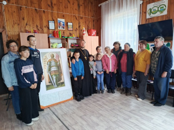 Священник рассказал жителям села о небесном покровителе Курганской епархии