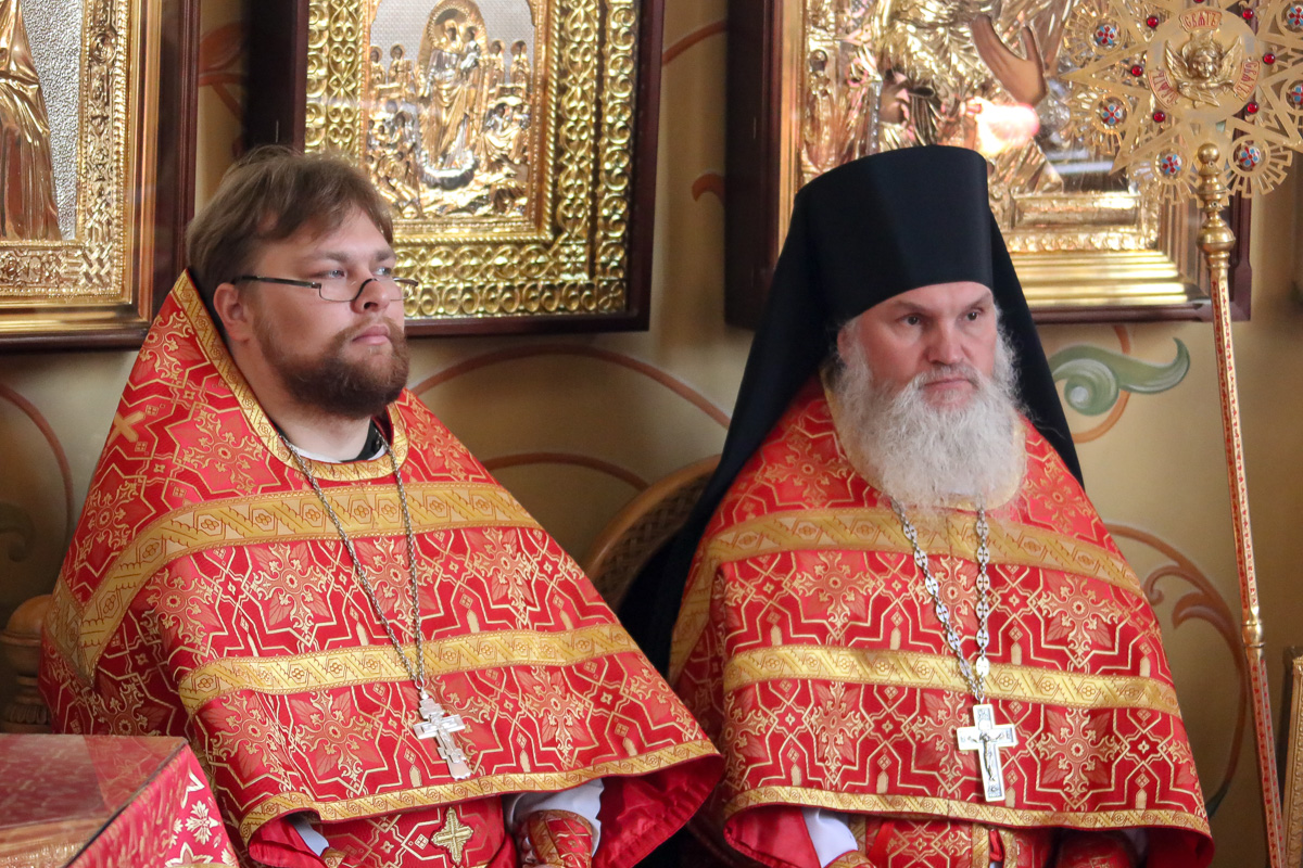 Митрополит Даниил поздравил курганских прихожан с днем памяти святых братьев Кирилла и  Мефодия