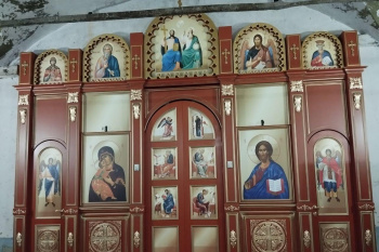 В Усть-Суерском храме установили второй ярус иконостаса