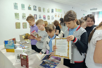 В Варгашах прошла выставка «Добрая книга России»  