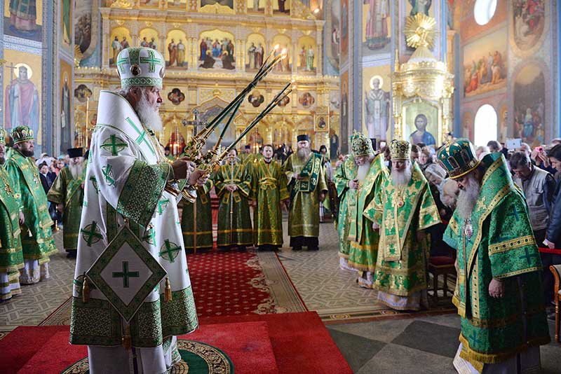 Митрополит Иосиф сослужил Святейшему Патриарху Московскому и всея Руси Кириллу за Божественной Литургией и хиротонией архимандрита Владимира во епископа Шадринского и Далматовского в Спасо-Преображенском соборе Валаамского монастыря