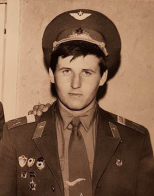 1. Владыка Даниил+.jpg