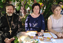 В Петухово состоялся фестиваль народного творчества в честь праздника Троицы