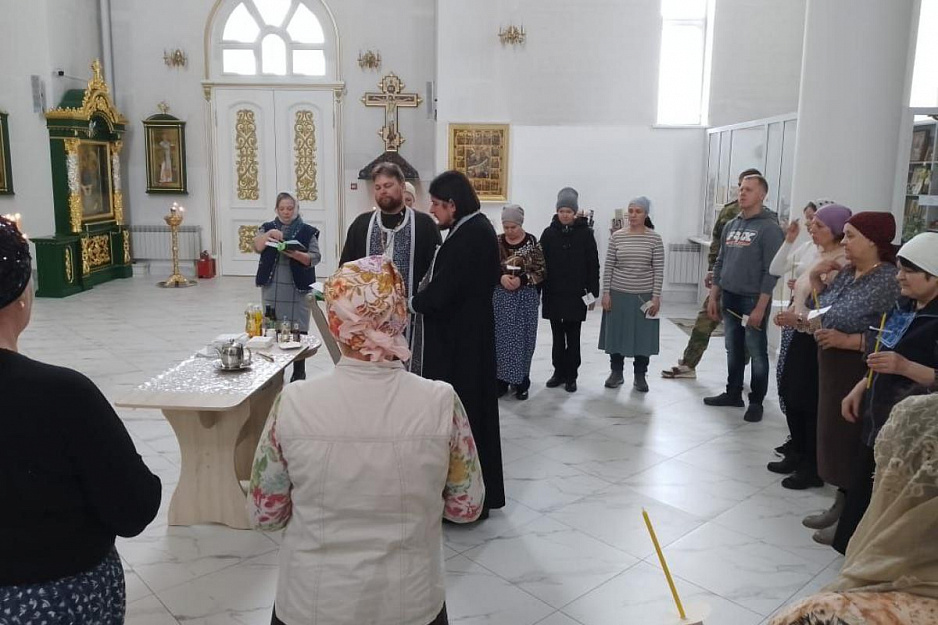 В Троицком соборе города Кургана  совершено последнее великопостное  Соборование