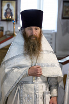 Литургия в день свт. Митрофана, патриарха Константинопольского