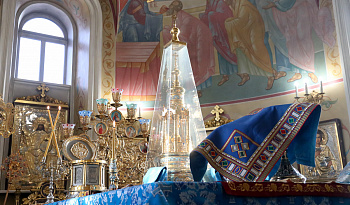 Воскресная ЛИтургия в Александро-Невском  соборе Кургана