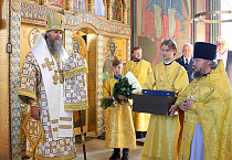 В день тезоименинства митрополит Даниил совершил Литургию Александро-Невском соборе Кургана 