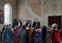 Первоклассники глядянской школы посетили храм в селе Чернавское