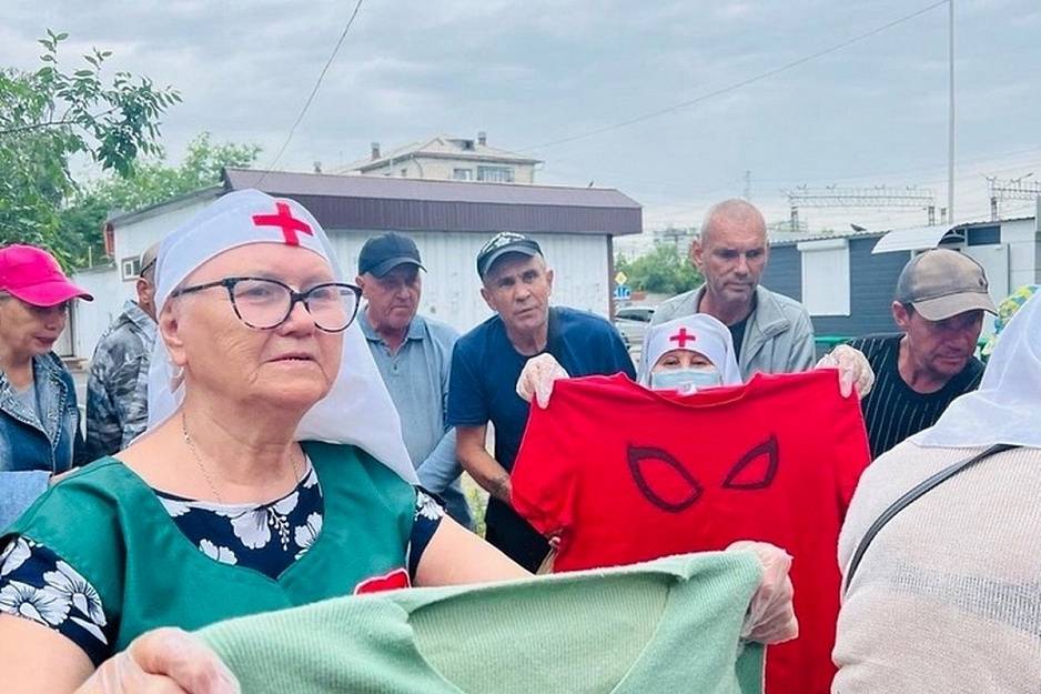 Курганский приход продолжает помогать нуждающимся