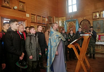 Зауральские кадеты-восьмиклассники посетили гарнизонный храм