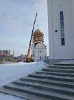 В Кургане на колокольню Троицкого собора установили купол