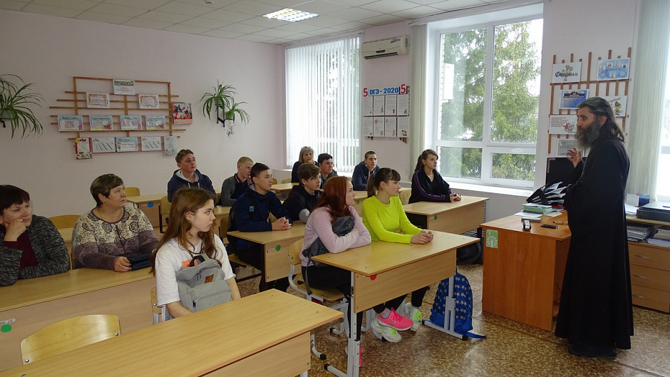 Старопросветские школьники узнали о православной поэзии
