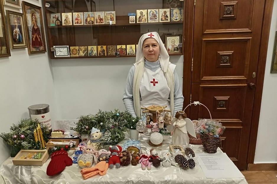 В Кургане сестры милосердия организовали рождественскую благотворительную ярмарку
