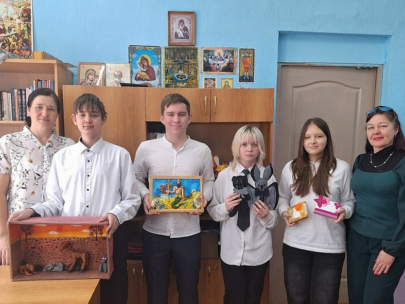 ​В Кургане воспитанники школы «Аквамарин» сдали выпускной экзамен