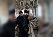 В старинный зауральский храм возвращаются иконы