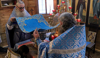Литургия в день Свт. Феодо́сия, архиепископа Черниговского