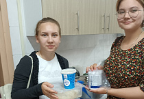 В социальной столовой при Троицком приходе Кургана приобрели новую посуду