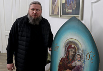 Житель села Кетово передал Курганской епархии большую  икону Божией Матери