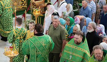 Литургия в День Святой Троицы