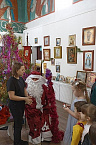 В храме города Макушино порадовали детей рождественским праздником