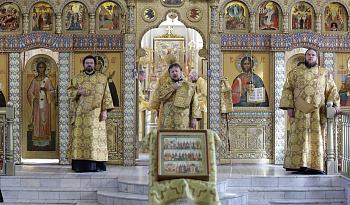 Предпразднство Воздвижения Честного и Животворящего Креста Господня. Божественная литургия