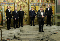 В праздник Крещения в Александро-Невском соборе прошел концерт церковных песнопений