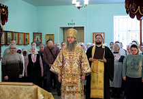 Митрополит Даниил вручил епархиальные медали активистам Свято-Троицкого прихода