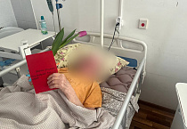 Настоятель сельского храма поздравил персонал и пациентов хосписа