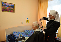Курганские сёстры милосердия вновь провели в доме-интернате акцию «Серебряный волос»