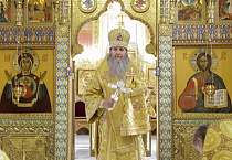 В воскресный день митрополит Даниил совершил Литургию в кафедральном соборе Кургана