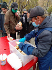 В городе Кургане продолжает свою работу проект «Социальный пункт «Сквер Милосердия», который реализуется с использованием гранта Президента Российской Федерации, предоставленного Фондом президентских грантов