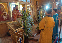 В Покров ученики Епархиальной воскресной школы молились в Георгиевском храме
