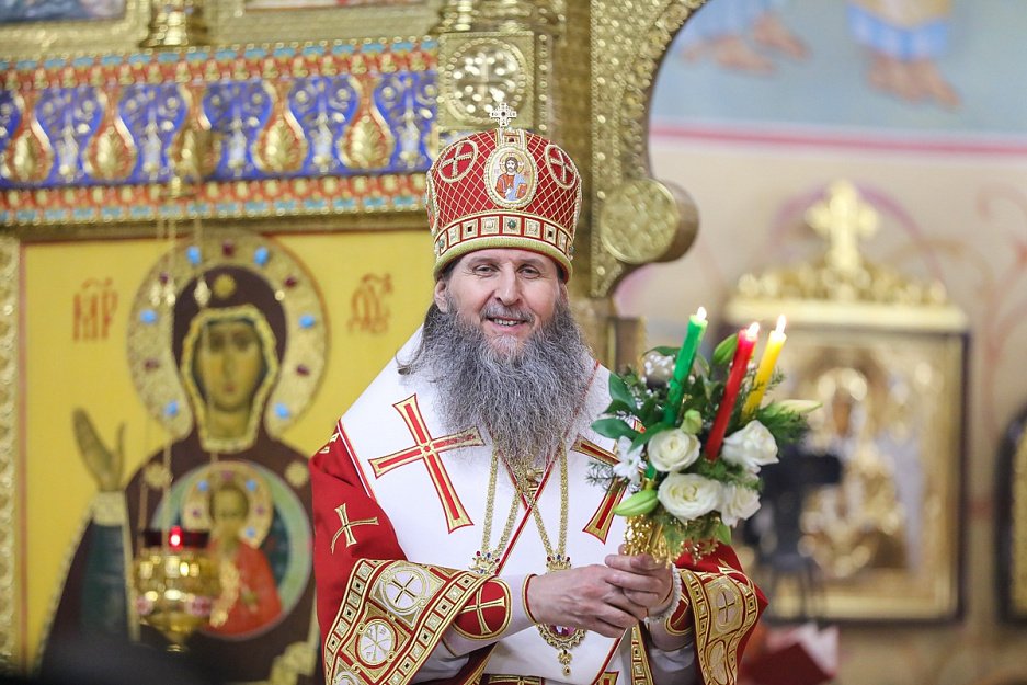 Святейший Патриарх Кирилл поздравил главу Курганской митрополии с Пасхой Христовой