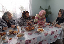 В селе Садовом сёстры милосердия и прихожане написали письма солдатам и собрали средства для тех, «кто в темнице»