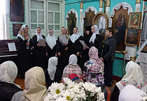 В старинном зауральском храме прошёл вечер духовных песнопений