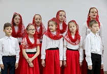 Воскресная школа Александро-Невского собора Кургана подарила зрителям пасхальный концерт