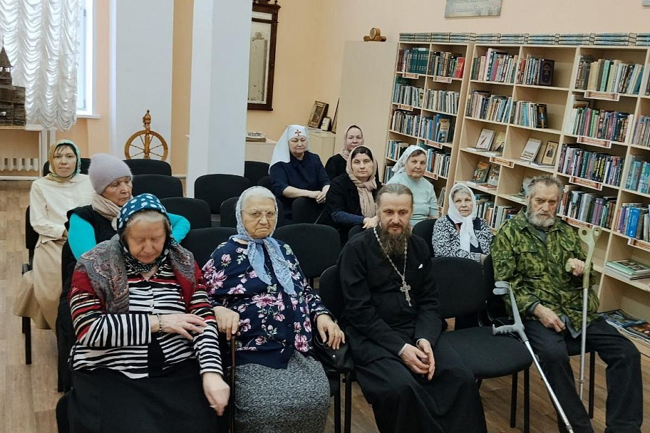 В Курганском храме говорили об истории Дня народного единства