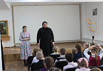 В воскресной школе при кафедральном соборе Александра Невского города Кургана отметили День матери 