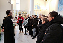 В Кургане учащиеся и педагоги Центра образования совершили обзорную экскурсию по новому собору