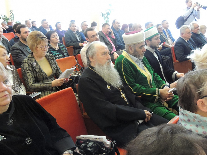 Священники Курганской митрополии участвовали заседании Ассамблеи народов Зауралья