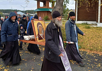 1 октября в Казанский монастырь села Чимеево прибыл традиционный крестный ход